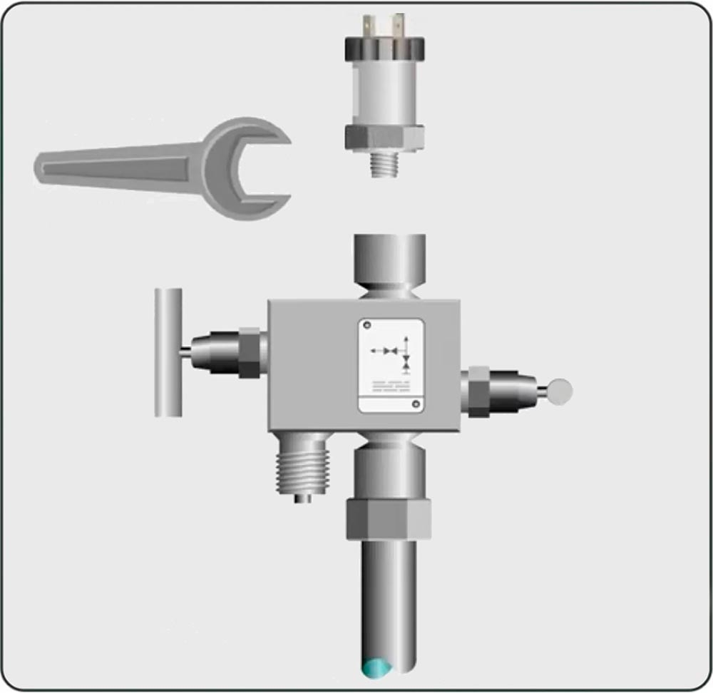 To simplify maintenance of pressure transmitters we recommend connecting them to process through valve manifolds. 
